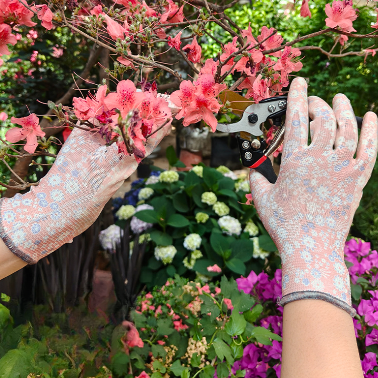 Nitrile Gardening Gloves